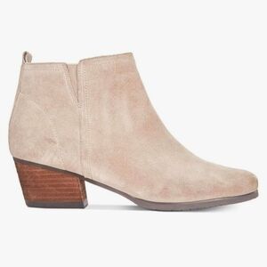 AQUA College Women's Isla Solid Waterproof Ankle Suede Boots in Musroom size 11